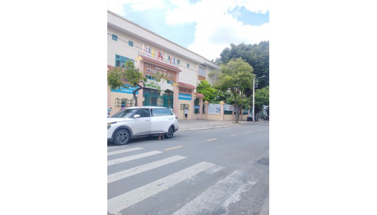 Ngộp Khu Tô Hiệu - 100m2 - HXH - Đất Tiện xây CHDV - Hiếm có